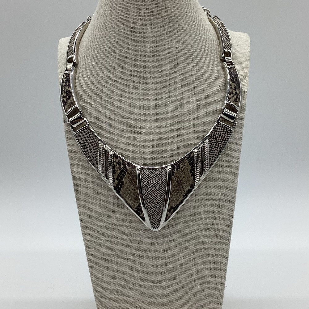 1850. BCBG Snakeskin & Alligator Adjustable Necklace